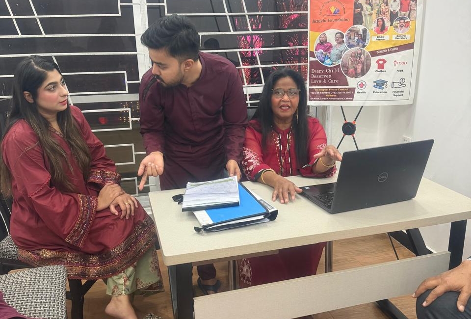 a5f4f092-5dc2-4387-8f77-f63621453d53